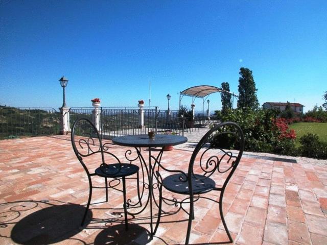 I Quattro Passeri Country House Santa Paola Exterior foto