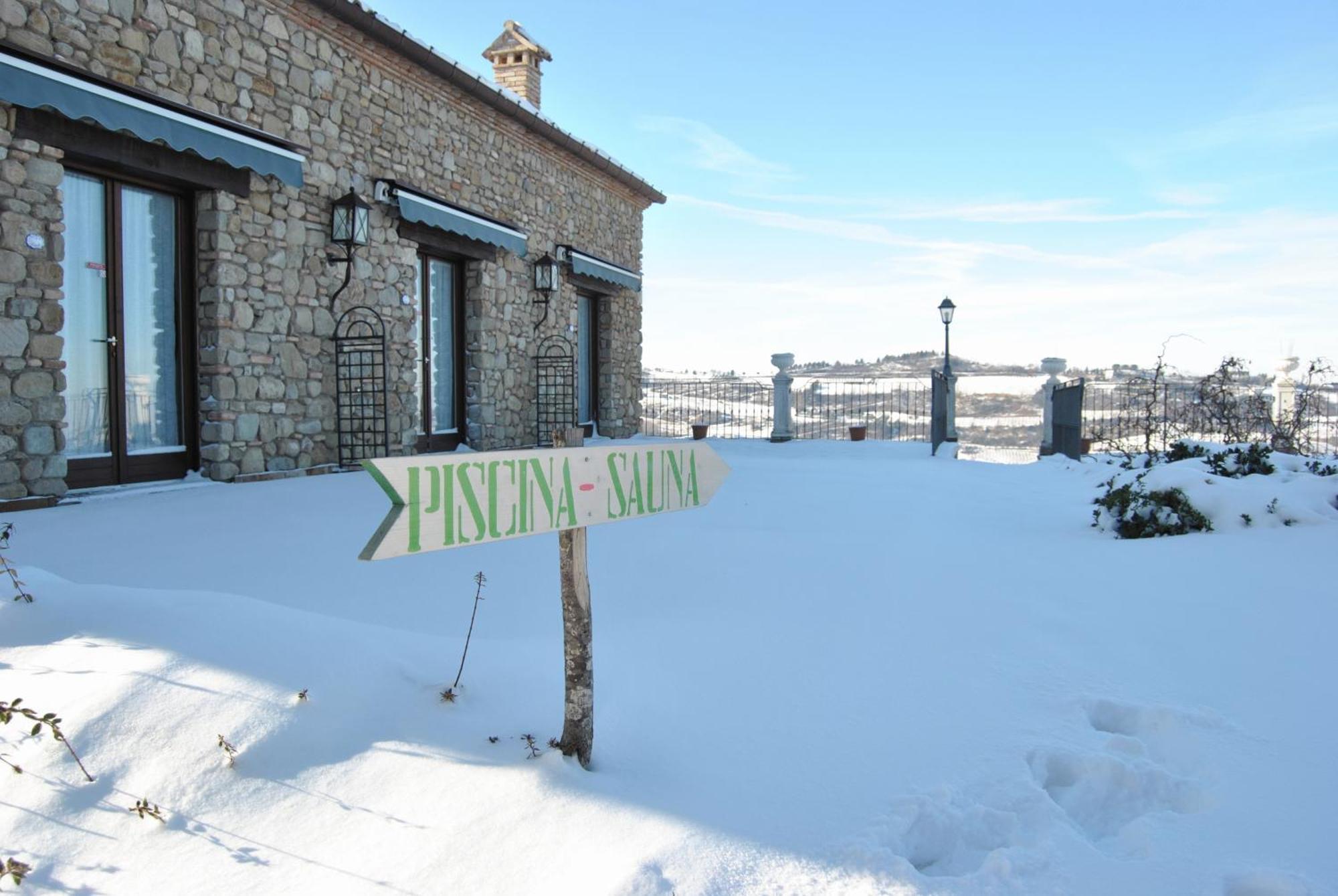 I Quattro Passeri Country House Santa Paola Exterior foto